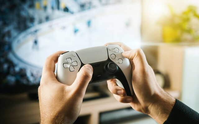 英特尔入华40年：推动PC在华出货量约10亿，合作伙伴1.5万+