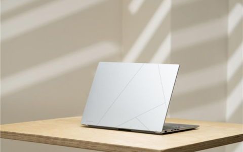 华硕灵耀14 2025：酷睿Ultra 9+高颜值设计 品质党双11必入清单