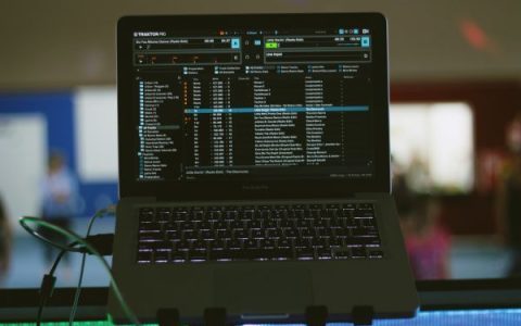 谷歌Gemini商业化高歌猛进 API调用量5个月暴增140%