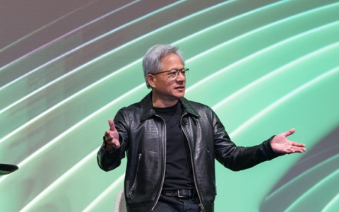 英伟达CEO黄仁勋警告：中国将在AI竞赛中击败美国