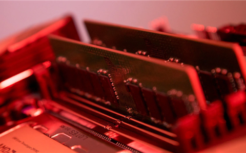 内存涨价刹不住车！三星、SK海力士四季度DRAM涨幅超预期