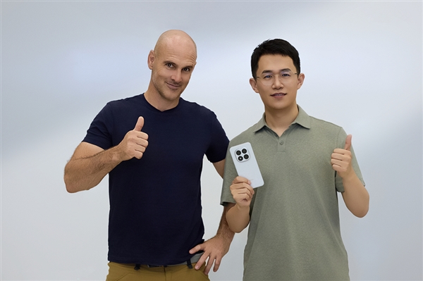 王腾宣布告别手机行业：友商发来邀约被他拒绝 尝试新赛道