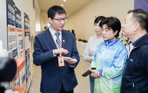 超组装薄膜技术亮相“光华创芯杯”，重塑智能运动健康监测新标准