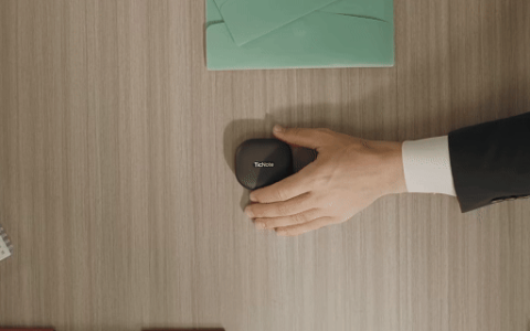 正式上线Kickstarter！出门问问推出全球首款4G AI录音耳机TicNote Pods