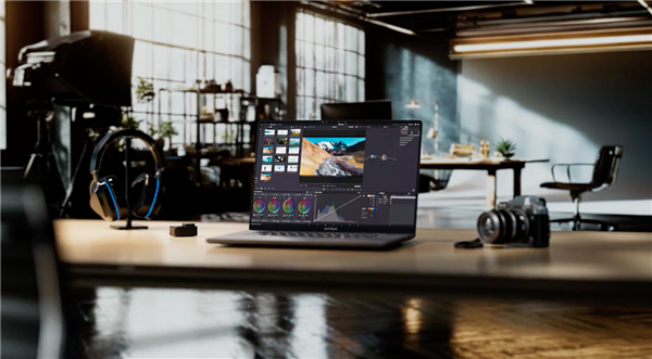 华硕ProArt 创16 2025创作者的“随身工作室” 性能强劲、体验超爽！