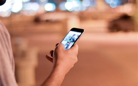 我国每人每月手机流量升至22GB 你拖后腿了吗