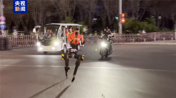 2026人形机器人半程马拉松全流程测试：首次规模化应用自主导航技术