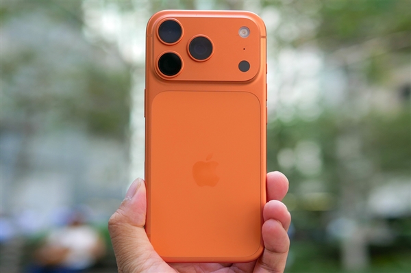 关键零部件免税:苹果印度制造iPhone成本直线下降