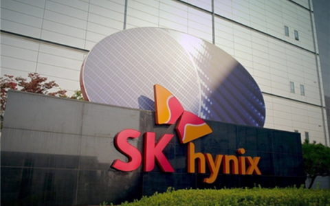 SK海力士将采用英特尔EMIB封装技术：打造下一代HBM